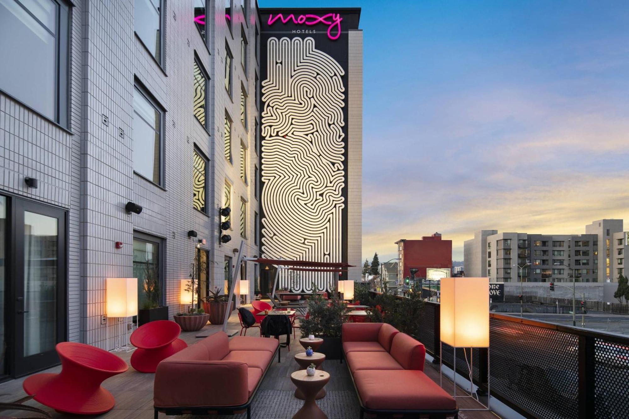 Moxy Oakland Uptown Hotel Exterior photo