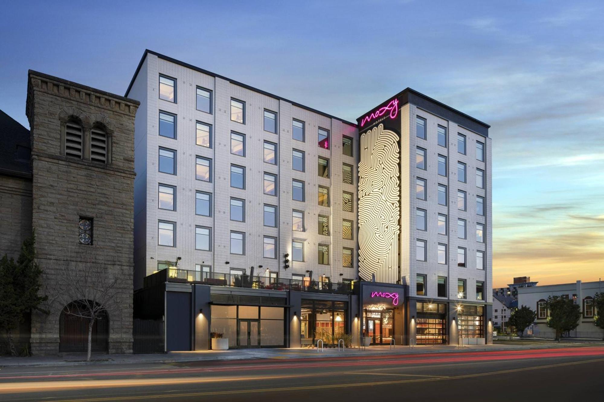 Moxy Oakland Uptown Hotel Exterior photo
