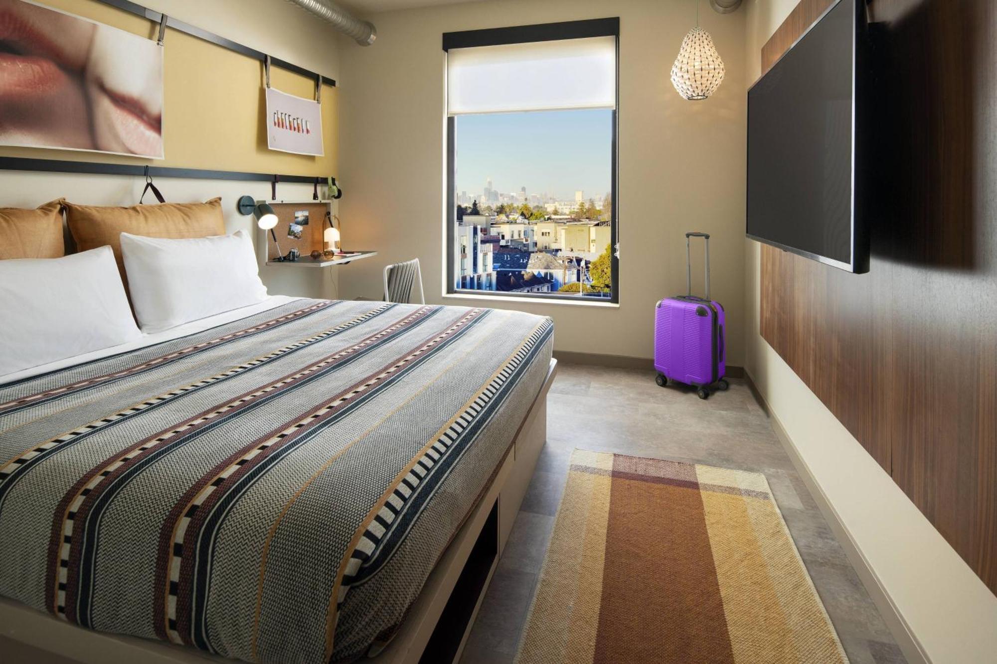 Moxy Oakland Uptown Hotel Exterior photo